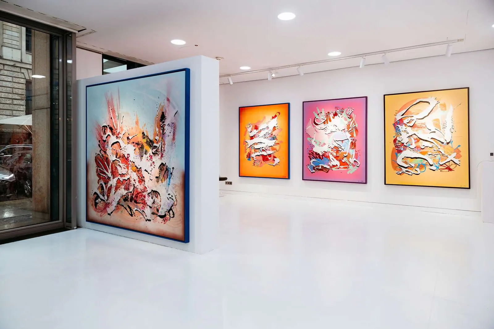 Tutto Passa, installation view